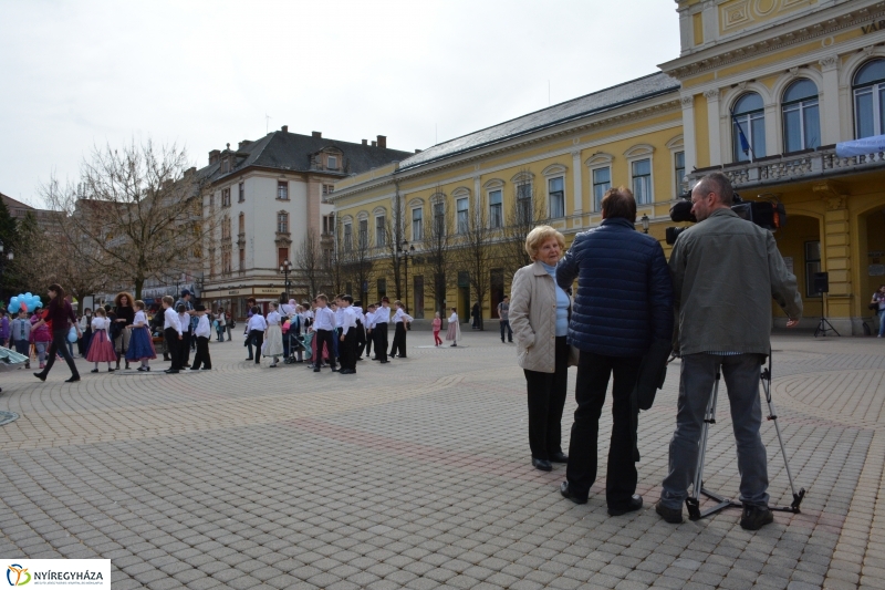 Autizmus Világnapja a Kossuth téren