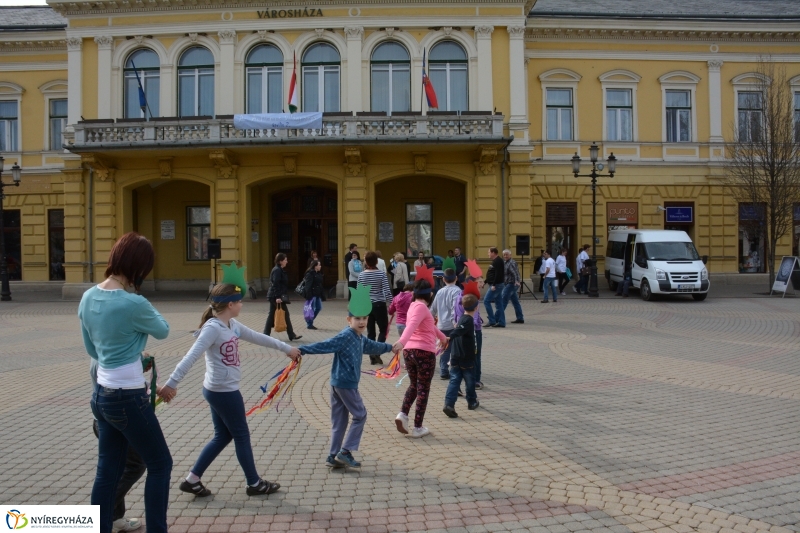 Autizmus Világnapja a Kossuth téren