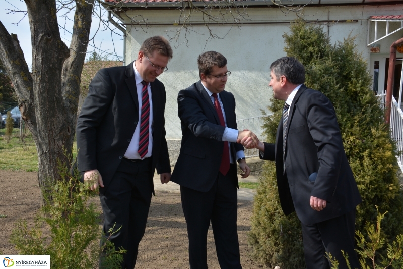 Idősek otthona épül Nyírturán