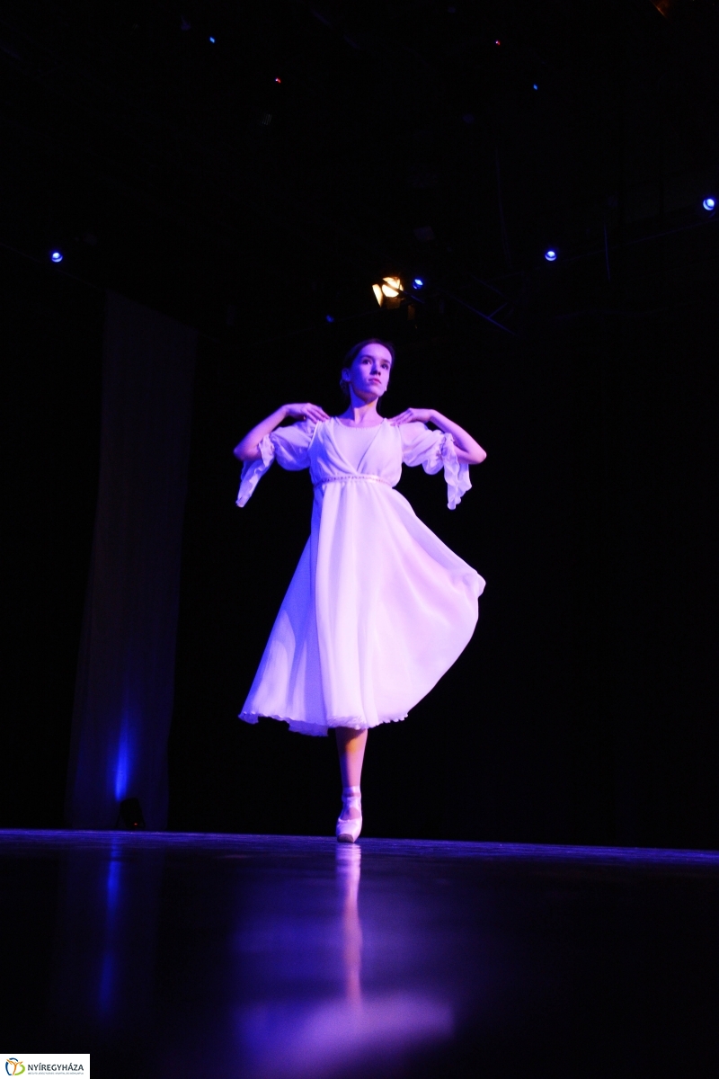 Primavera balettegyüttes a VMKK-ban