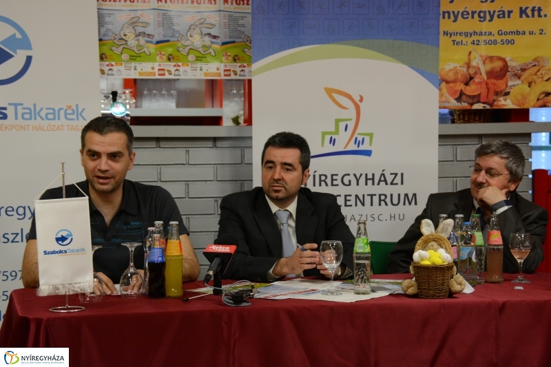 Nyuszifutás Sajtótájékoztató