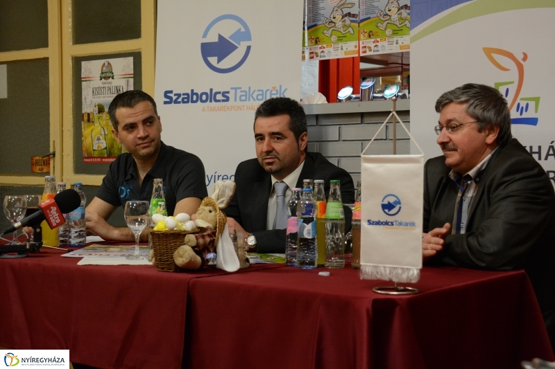 Nyuszifutás Sajtótájékoztató