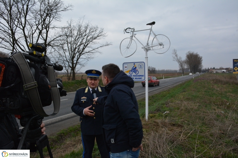 Vigyázz magadra! Vigyázz rájuk! Baleset megelőzés a Tokaji úton