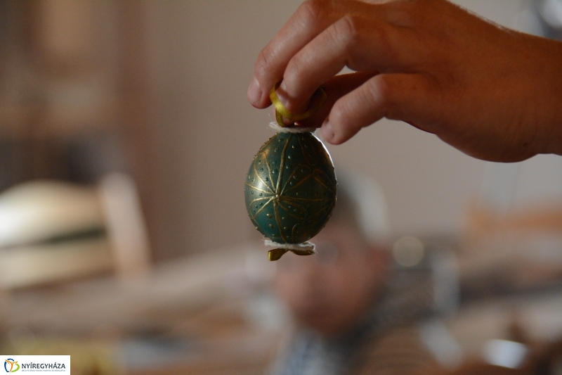 Tojásfestés a Sótói Múzeumfaluban