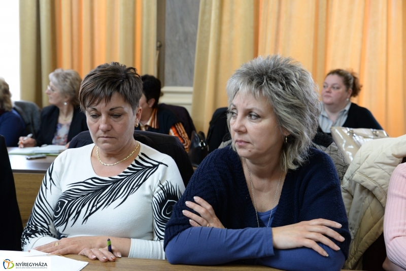 Konferencia a Városházán