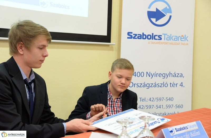 Sajtótájékoztató sportolók támogatásáról 