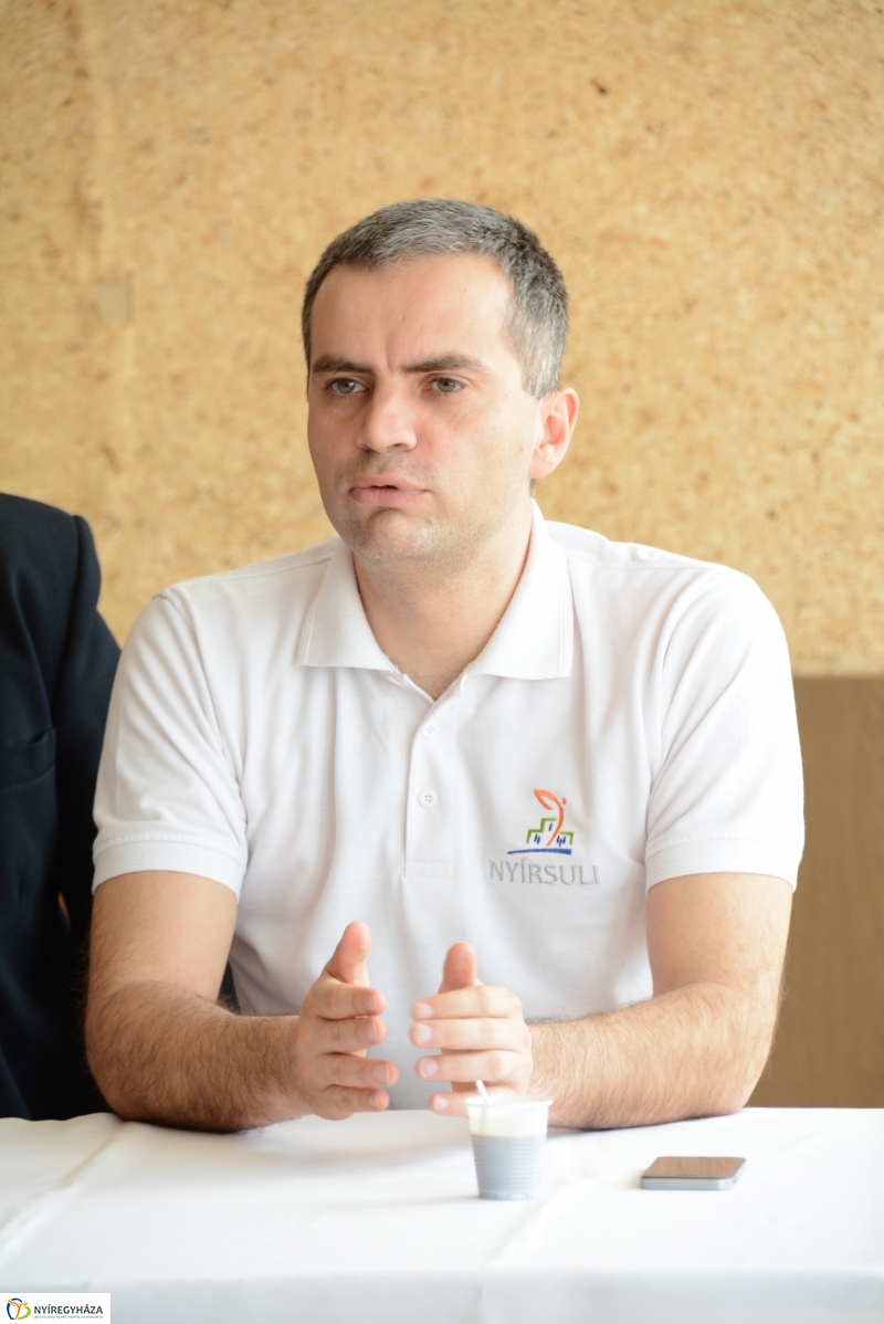 Kosárlabda Sajtótájékoztató a Bujtosi Szabadidő csarnokban