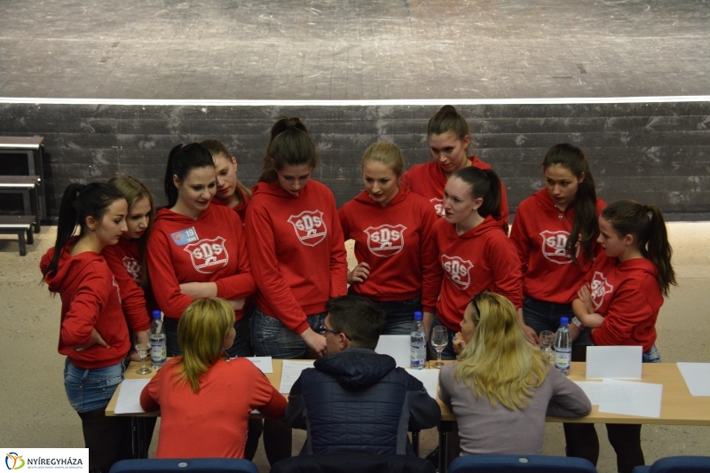 LIKE - Ki mit tud vetélkedő a VMKK-ban