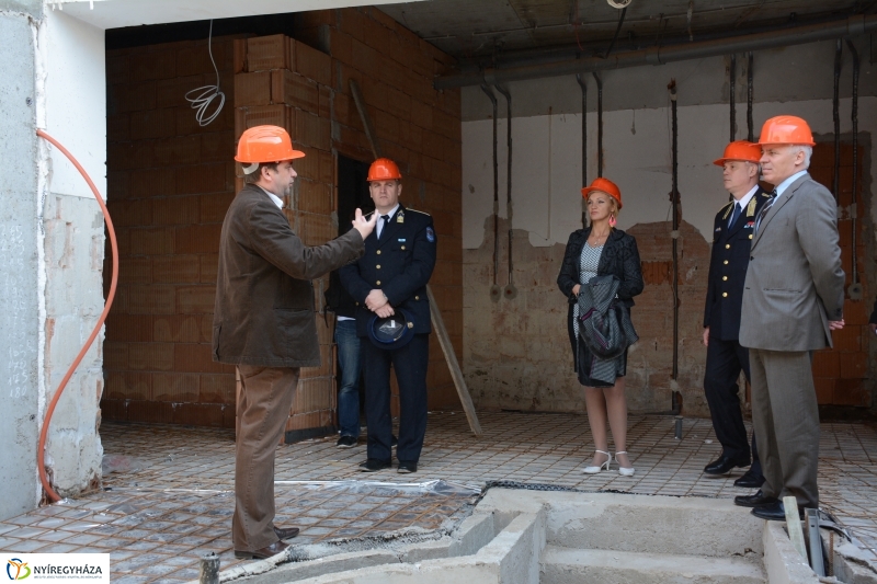 Sóstógyógyfürdő - Gyógyászati Központ