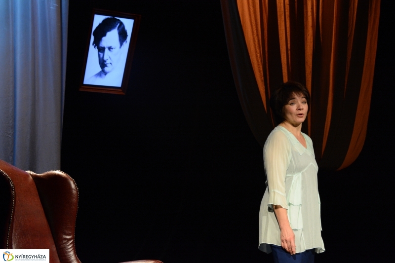 Legyen világosság c. színdarab főpróba a Krúdy Kamarában