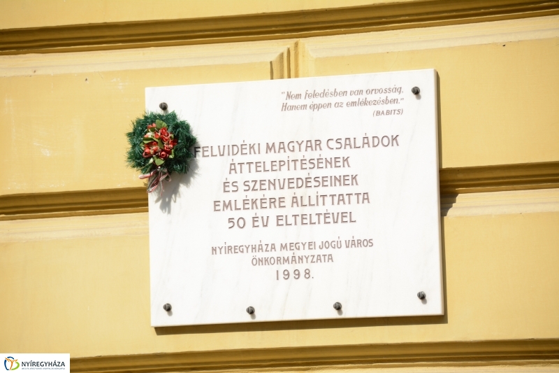 Felvidéki Magyar Családok emlékmű koszorúzás Nyíregyházán
