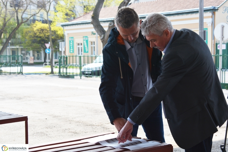 Szabadtéri Piac Sajtótájékoztatót