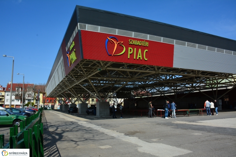 Szabadtéri Piac Sajtótájékoztatót