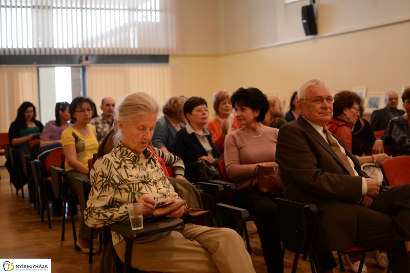 Költészet Napja a Móricz Zsigmond Megyei és Városi Könyvtárban