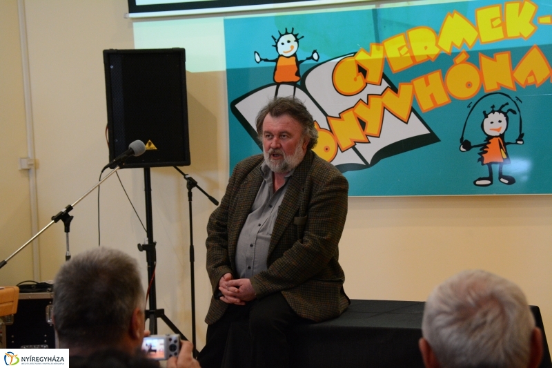 Költészet Napja a Móricz Zsigmond Megyei és Városi Könyvtárban