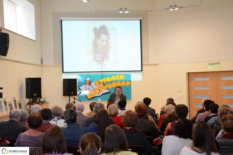 Költészet Napja a Móricz Zsigmond Megyei és Városi Könyvtárban