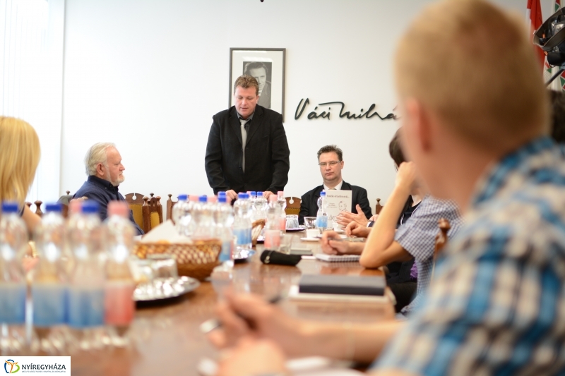 Váci Mihály megemlékezés Sajtótájékoztató