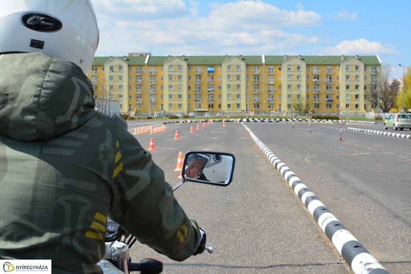 Közlekedésbiztonsági vetélkedő középiskolásoknak