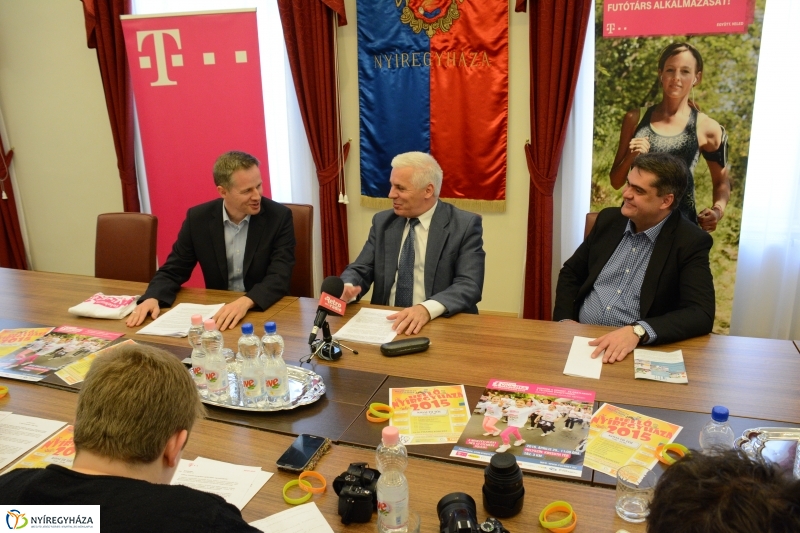 Hello Nyíregyháza 2015 Sajtótájékoztató
