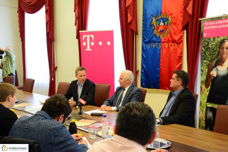 Hello Nyíregyháza 2015 Sajtótájékoztató