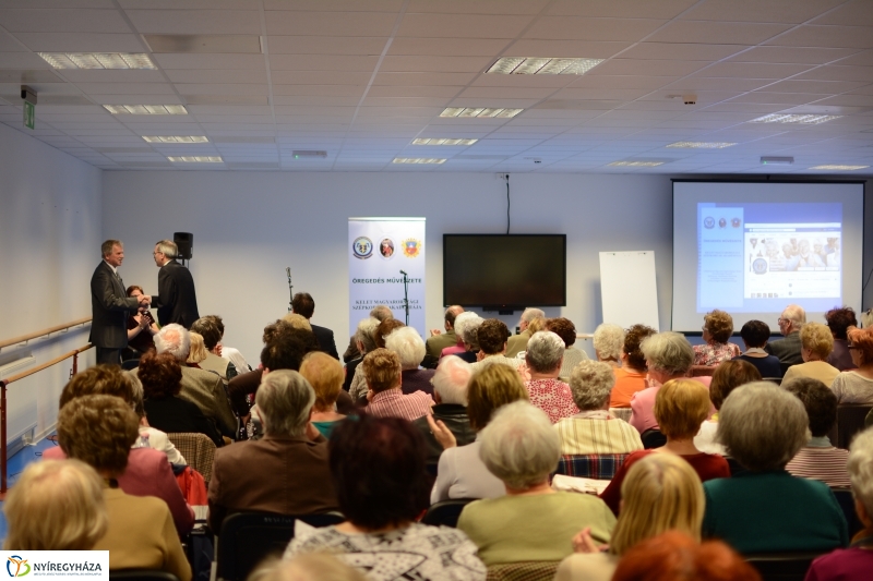 Öregedés Művészete előadás a VMKK-ban