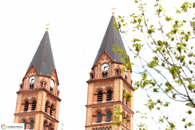 Templomnéző program - a Magyarok Nagyasszonya Társszékesegyház Nyíregyháza
