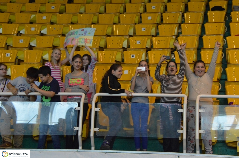 Kölyök atlétika a Bujtosi Szabadidő Csarnokban