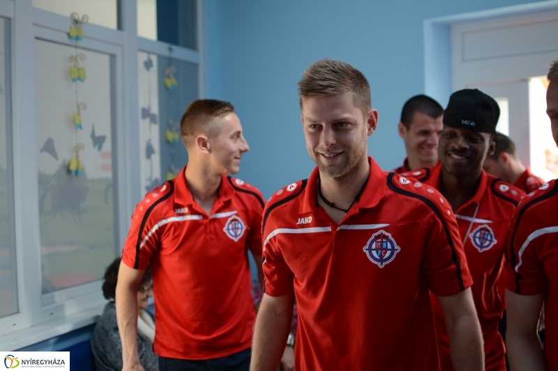 A Csodavár Játszóházba látogatott a Nyíregyházi Spartacus