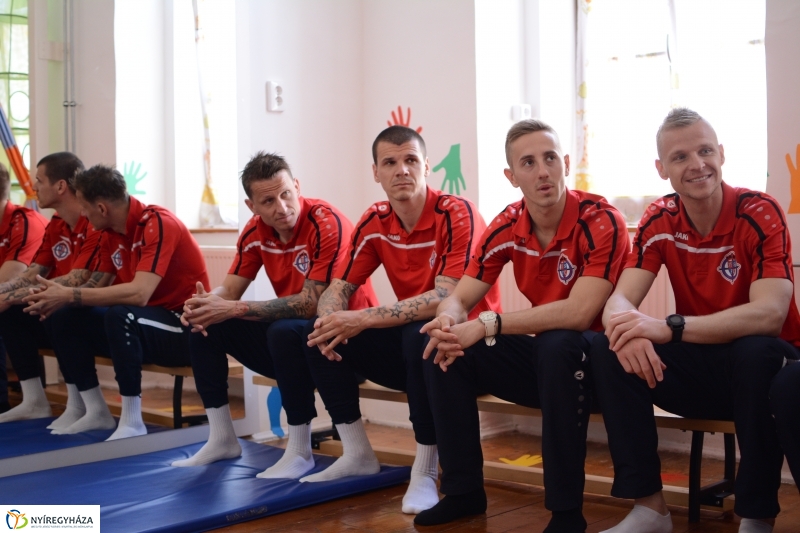 A Csodavár Játszóházba látogatott a Nyíregyházi Spartacus