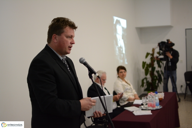 Emléke őrizetlen nyáj – Könyvbemutató a VMKK-ban