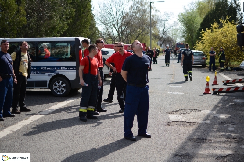 Lépcsőfutó verseny tűzoltóknak