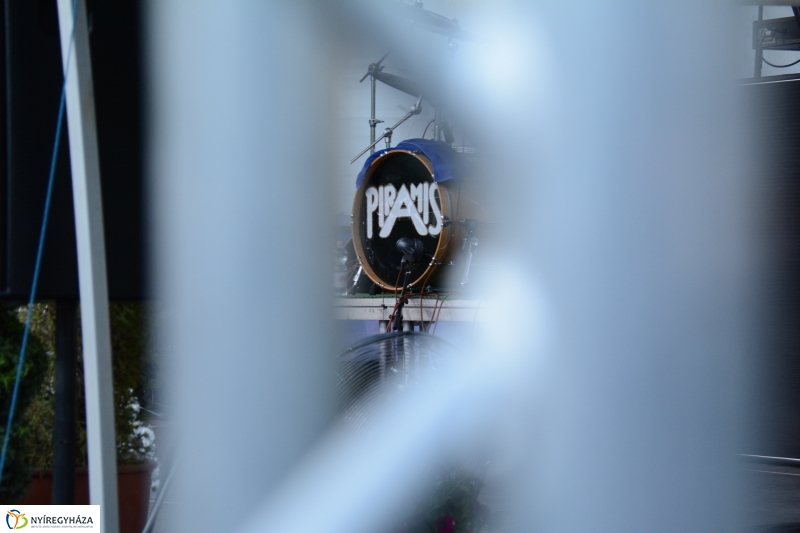 Piramis koncert a Helló Nyíregyháza nagy színpadán!