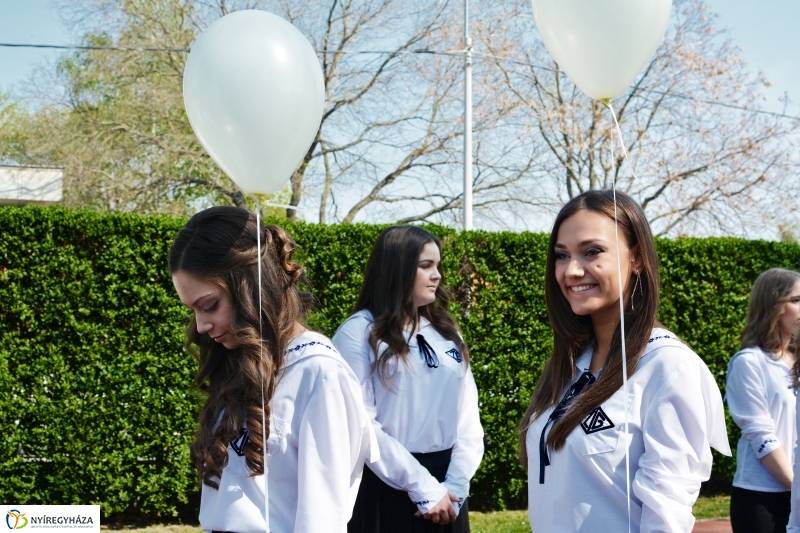 Ballagás a Zrínyi Ilona Gimnáziumban