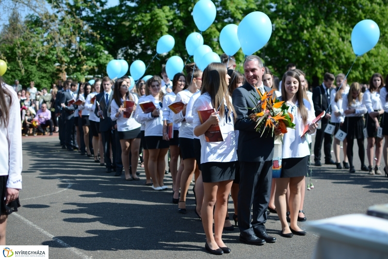 Ballagás a Zrínyi Ilona Gimnáziumban