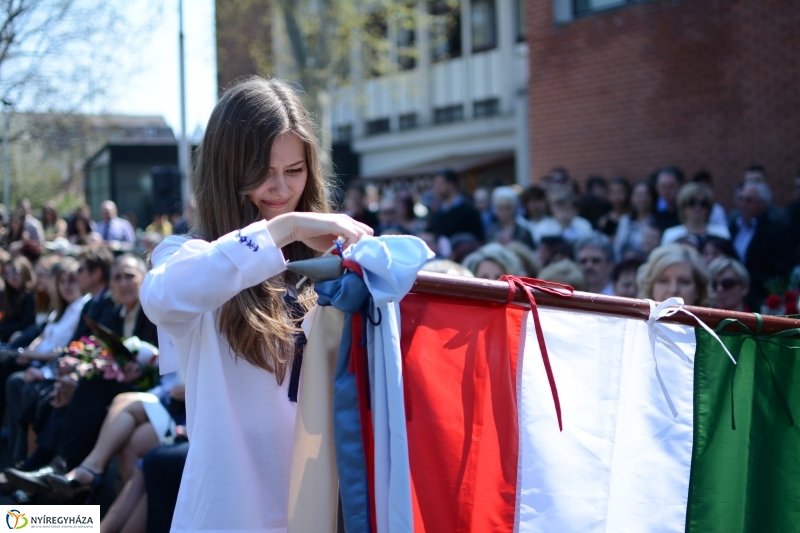 Ballagás a Zrínyi Ilona Gimnáziumban