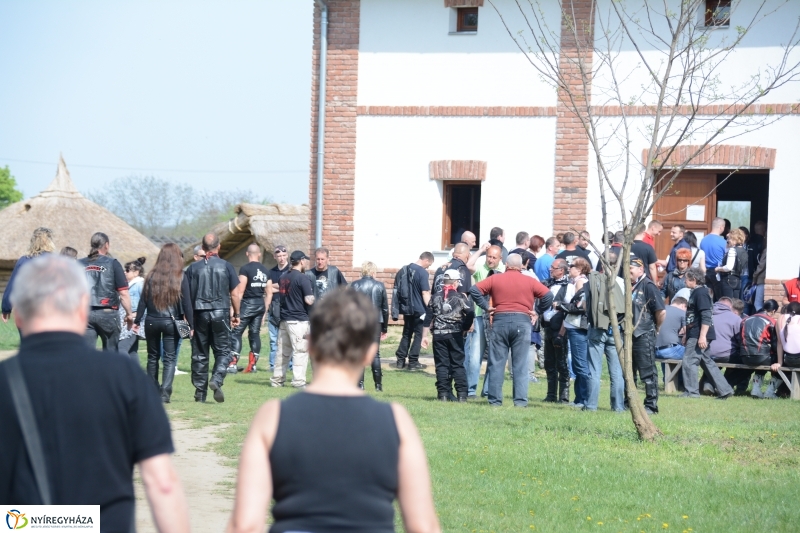 Motoros Véradás a Múzeumfaluban