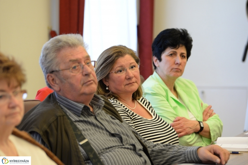 Ülésezett az Idősügy Tanács