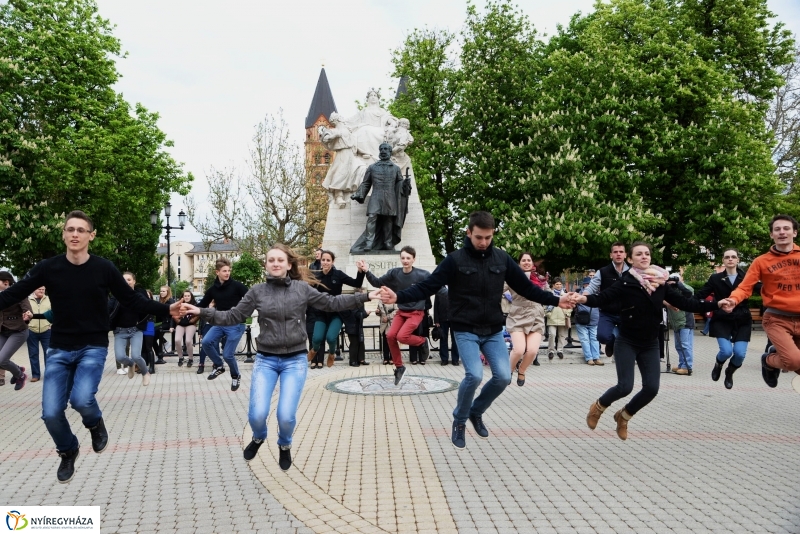 Tánc Világnapja a Kossuth téren