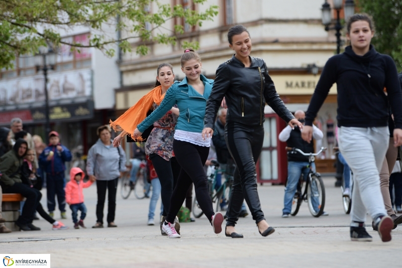Tánc Világnapja a Kossuth téren