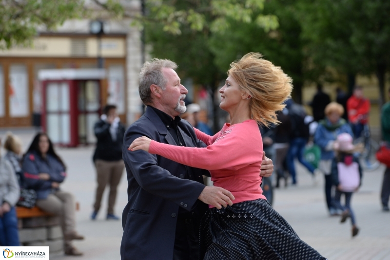 Tánc Világnapja a Kossuth téren