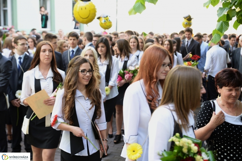 A Kölcsey Ferenc Gimnázium ballagói