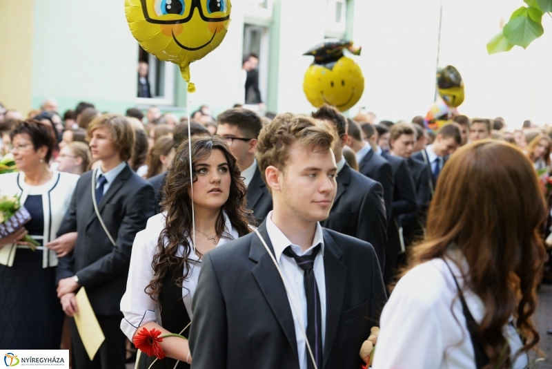 A Kölcsey Ferenc Gimnázium ballagói