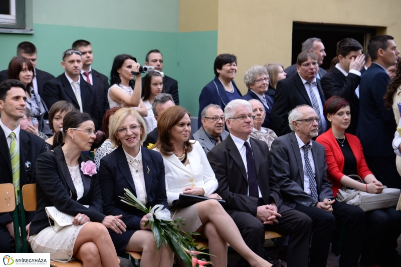 A Kölcsey Ferenc Gimnázium ballagói