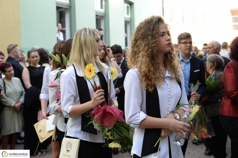 A Kölcsey Ferenc Gimnázium ballagói