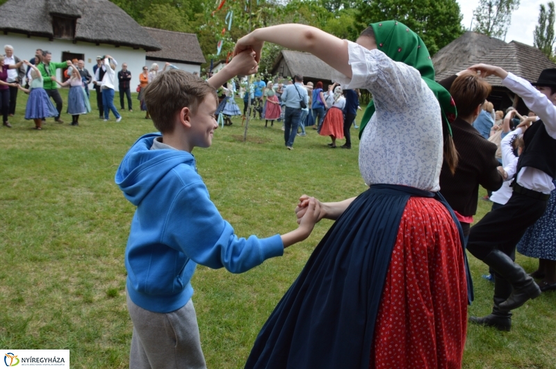 Majális a Múzeumfaluban