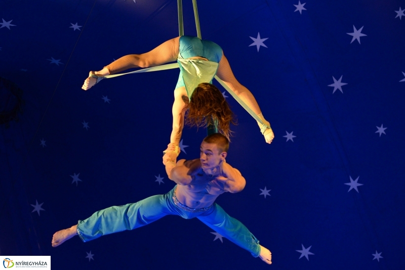 Az Exit Cirkusz előadása 