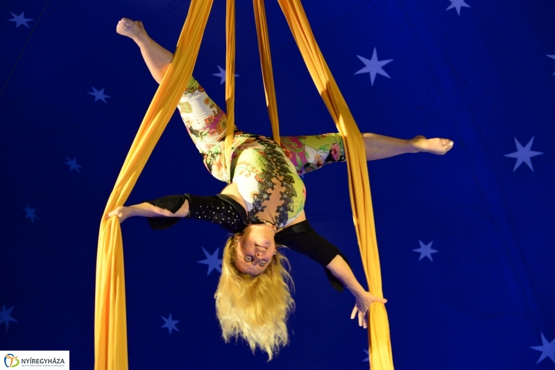 Az Exit Cirkusz előadása 