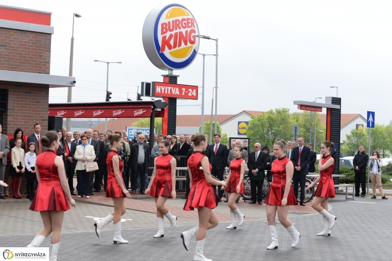 Burger King étterem nyílt Nyíregyházán