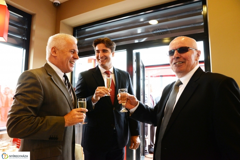 Burger King étterem nyílt Nyíregyházán