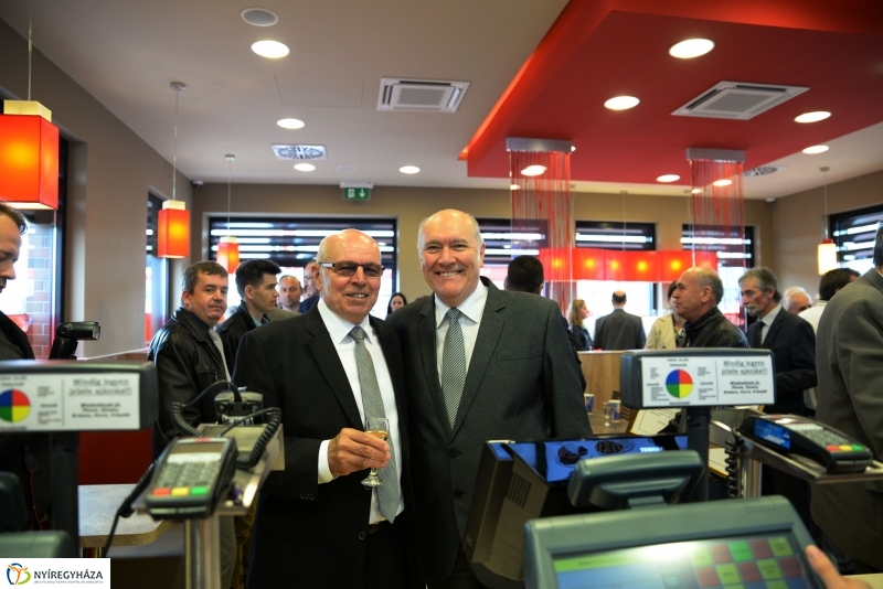 Burger King étterem nyílt Nyíregyházán